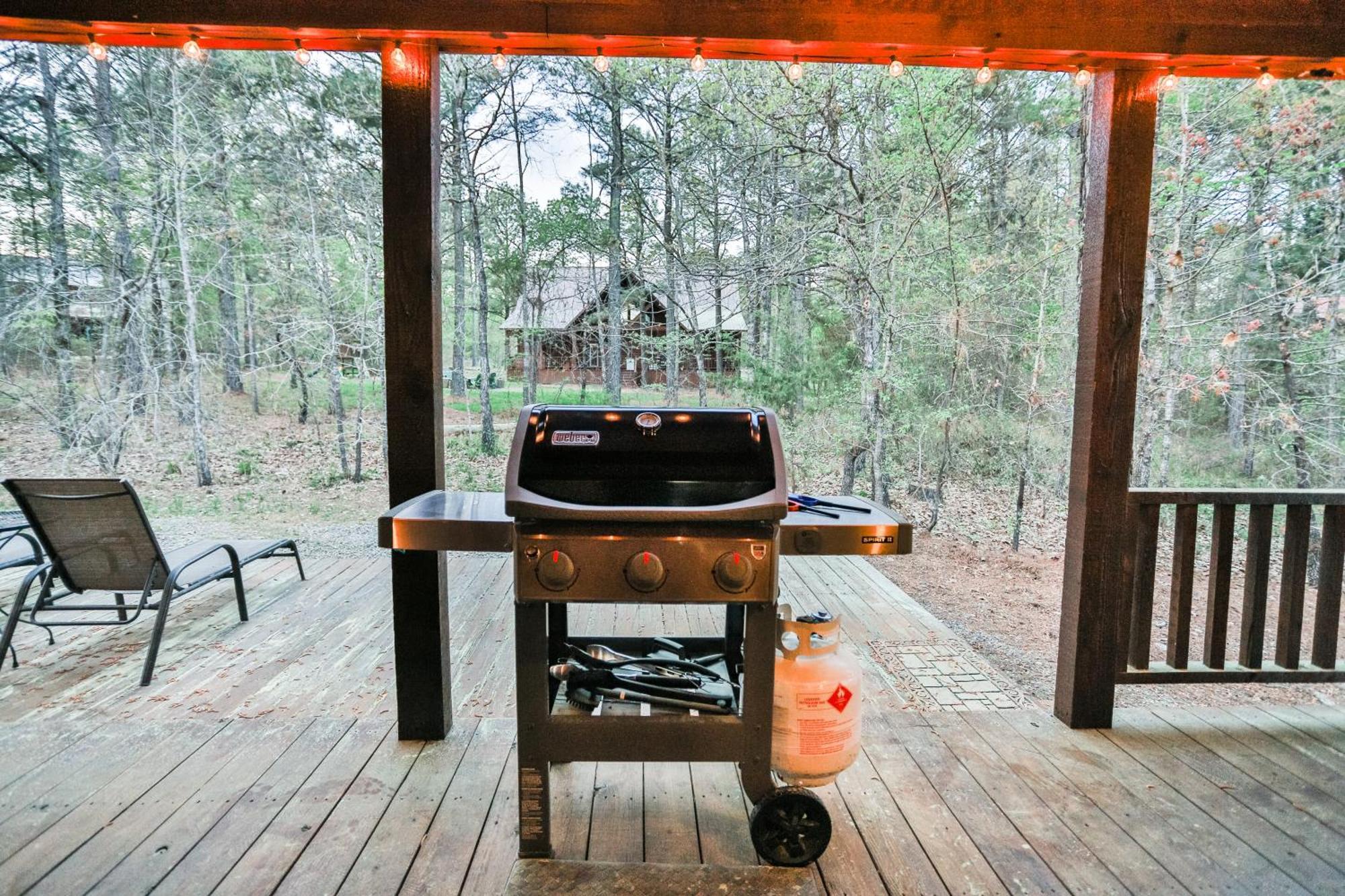 Texas Kind Of Way, Hot Tub, Fireplace, Covered Deck, Pool Table, Game Loft Villa Broken Bow Exterior photo